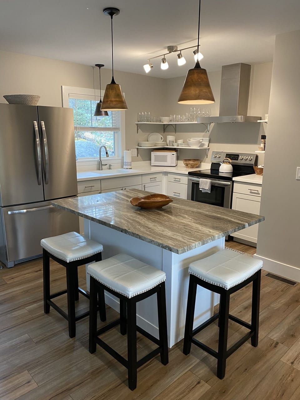 Granite Island For Casual Seating