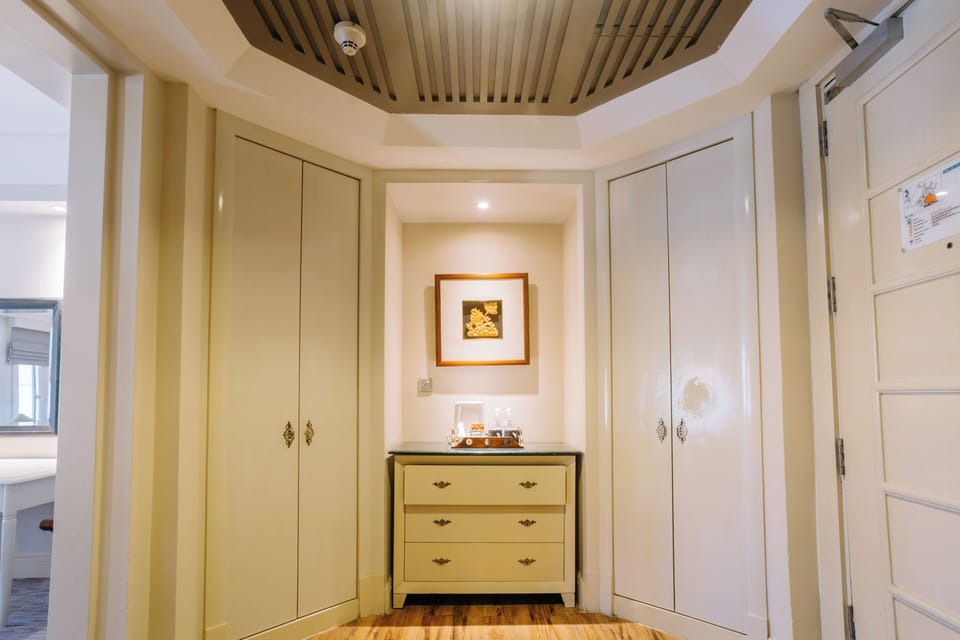 Magellan Club Sea View Twin | Minibar, in-room safe, individually decorated, individually furnished