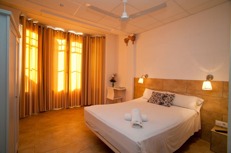 Superior Triple Room, Terrace, Courtyard View | Premium bedding, Select Comfort beds, iron/ironing board, free WiFi