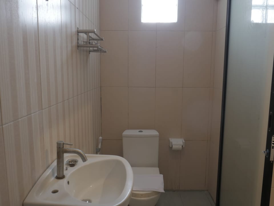 Deluxe Room | Bathroom | Towels