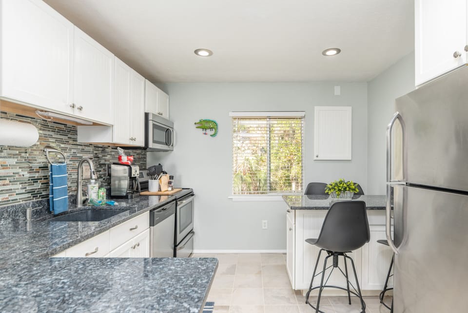 Large Kitchen - fit for a chef! With lots of storage.  