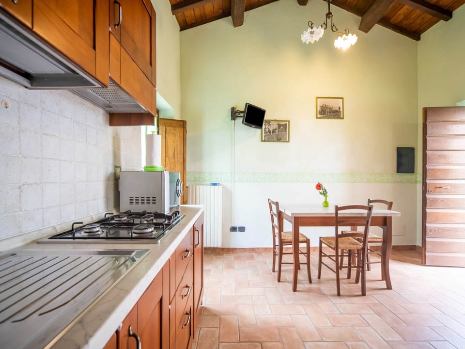 House | Dining
