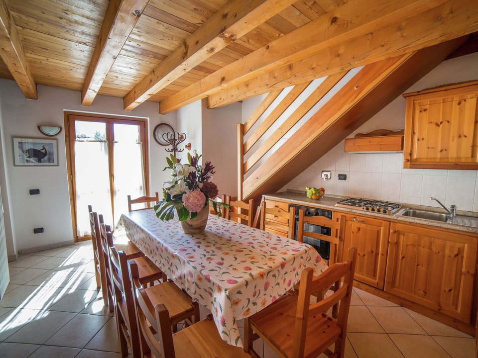 Apartment | Private kitchen | Highchair