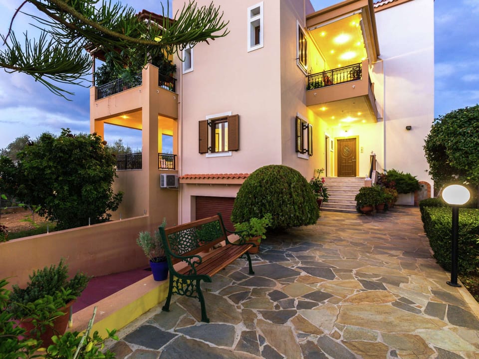 House | Exterior