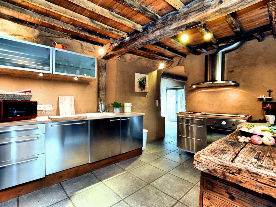 House | Private kitchen | Highchair
