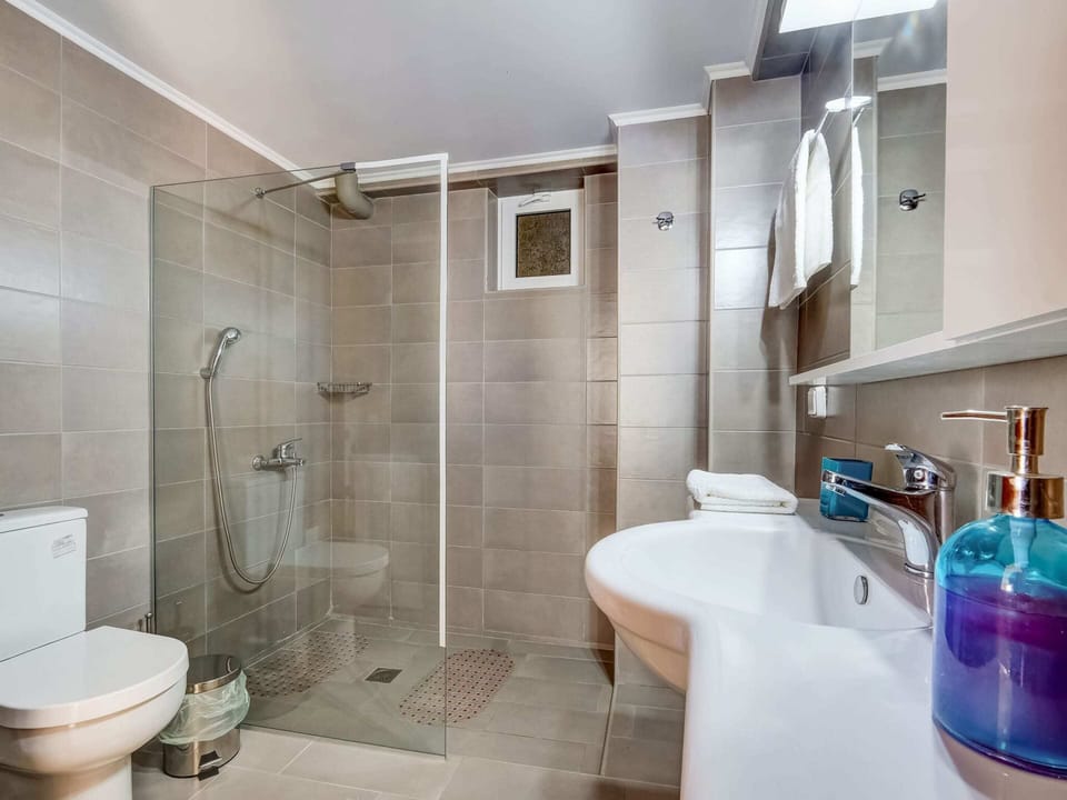 Apartment | Bathroom | Towels