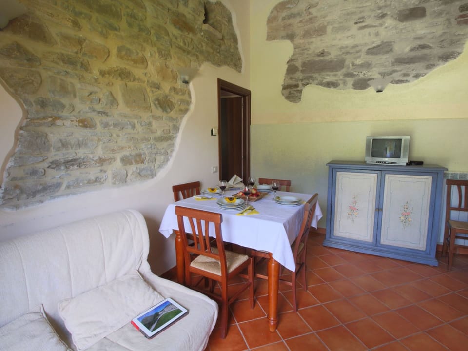 House | Dining