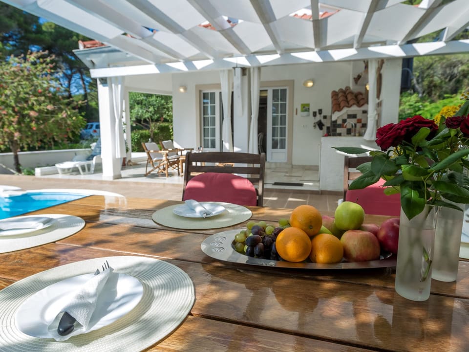 House | Dining