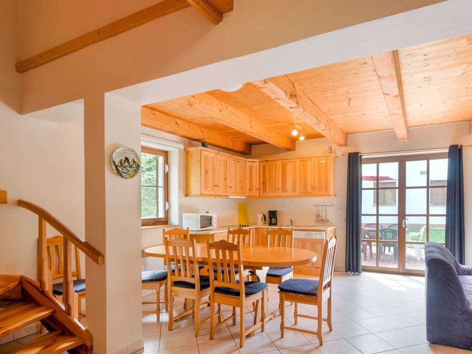 House | Dining