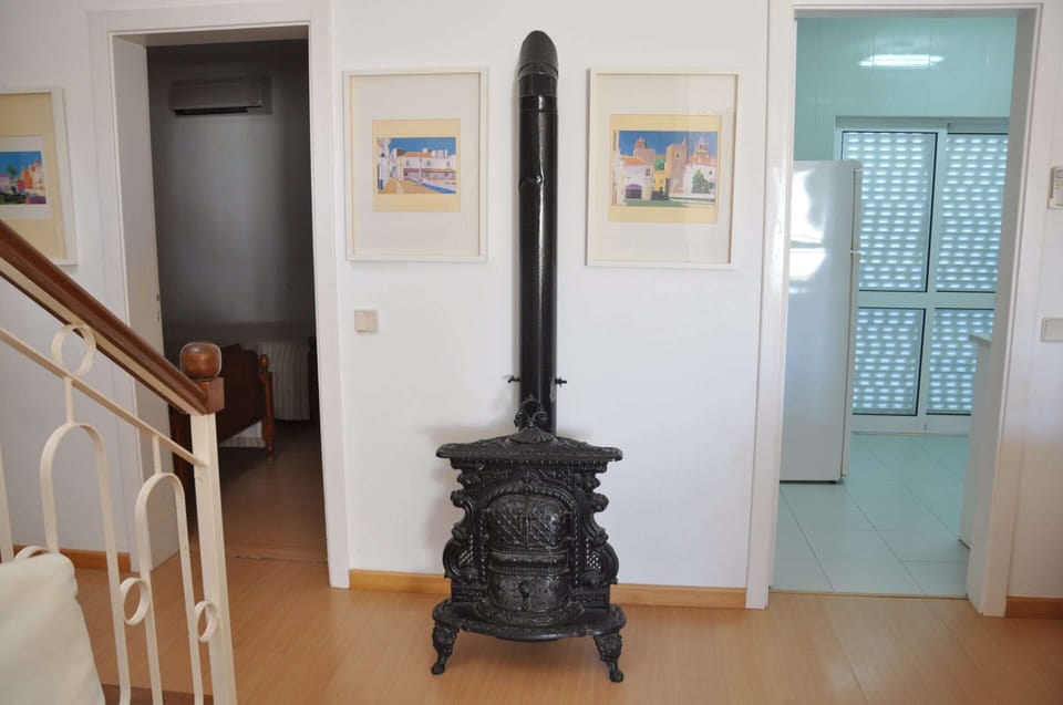Horacio Villa is Located near Center of Vilamoura Villa in Quarteira