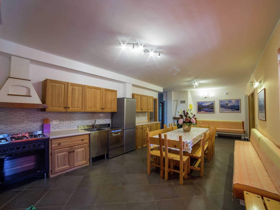 Apartment | Private kitchen | Highchair