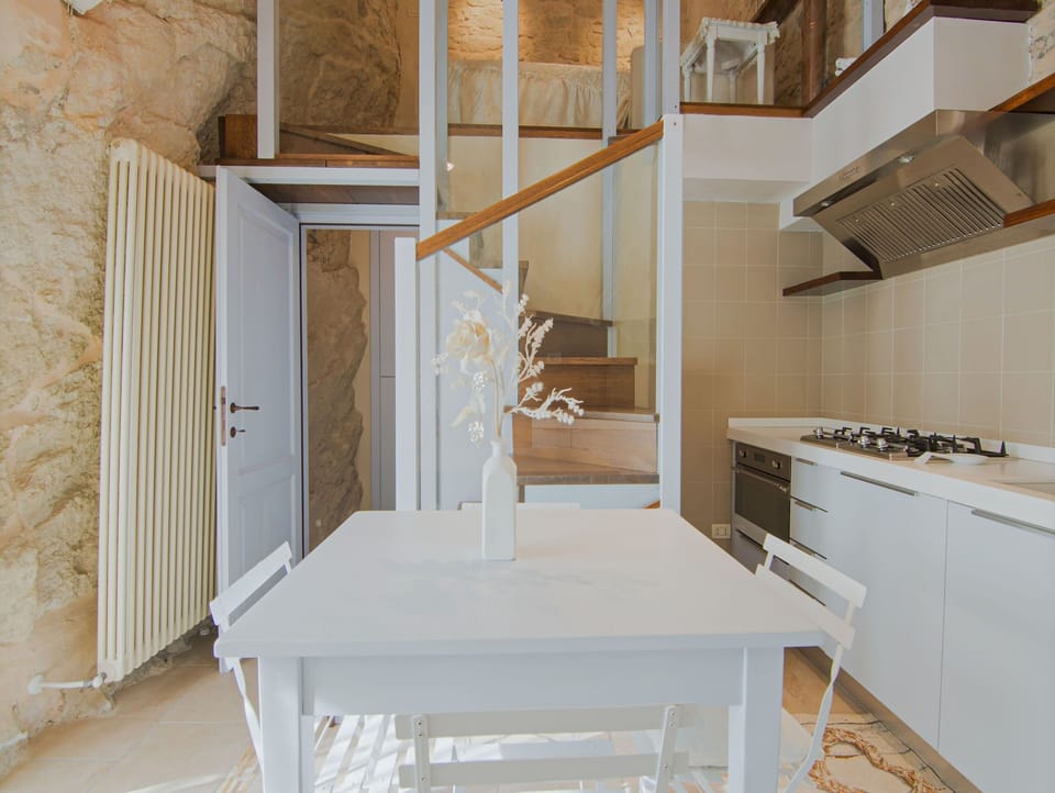 House | Dining