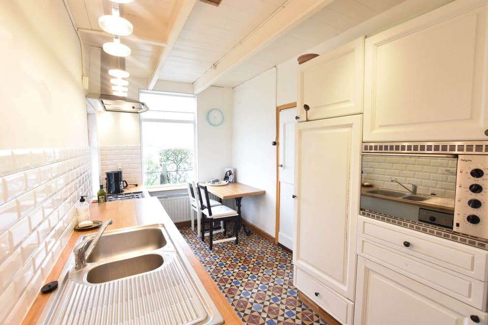 House | Private kitchen | Microwave