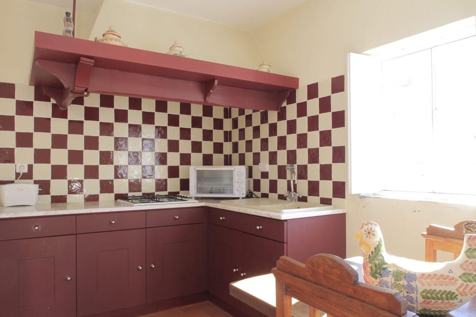Comfort Studio | Private kitchen | Fridge, microwave, stovetop, toaster
