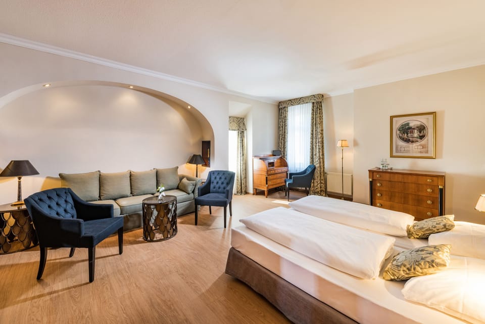 Comfort Double Room | Hypo-allergenic bedding, desk, soundproofing, free WiFi