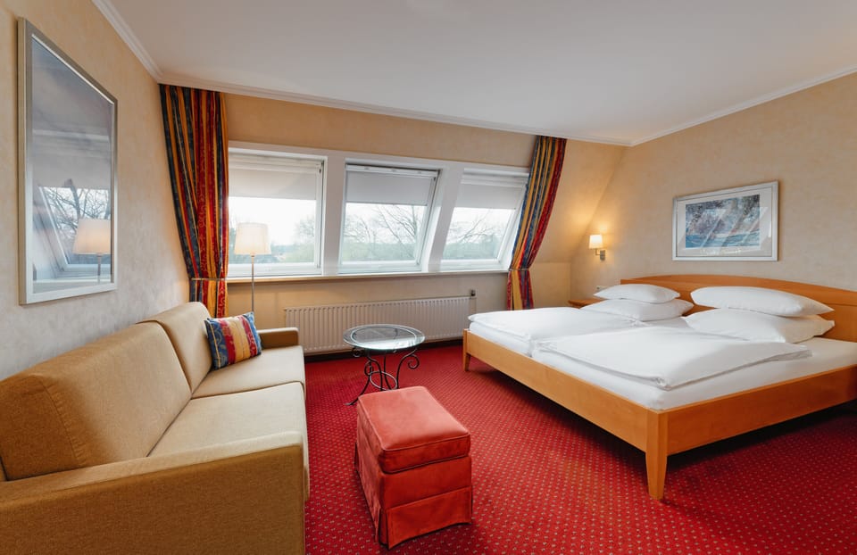 Premium bedding, minibar, in-room safe, desk