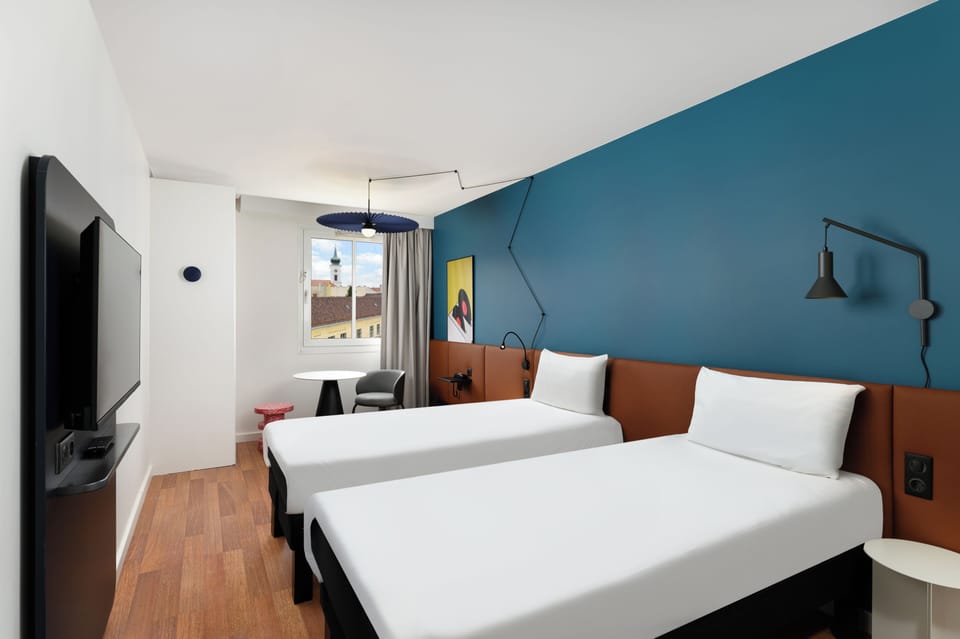 In-room safe, desk, soundproofing, iron/ironing board