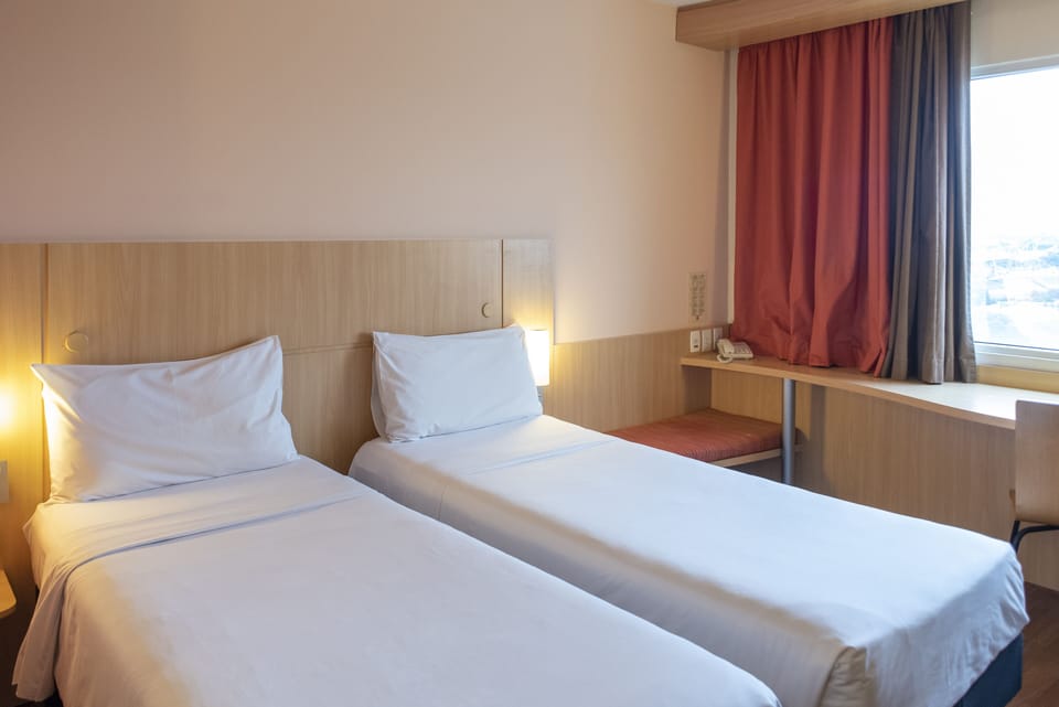 In-room safe, desk, blackout drapes, WiFi (free)