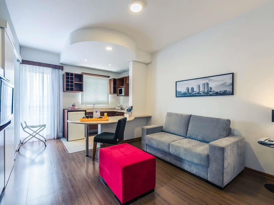 Superior Apartment, 2 Twin Beds, Kitchen | Minibar, in-room safe, desk, laptop workspace