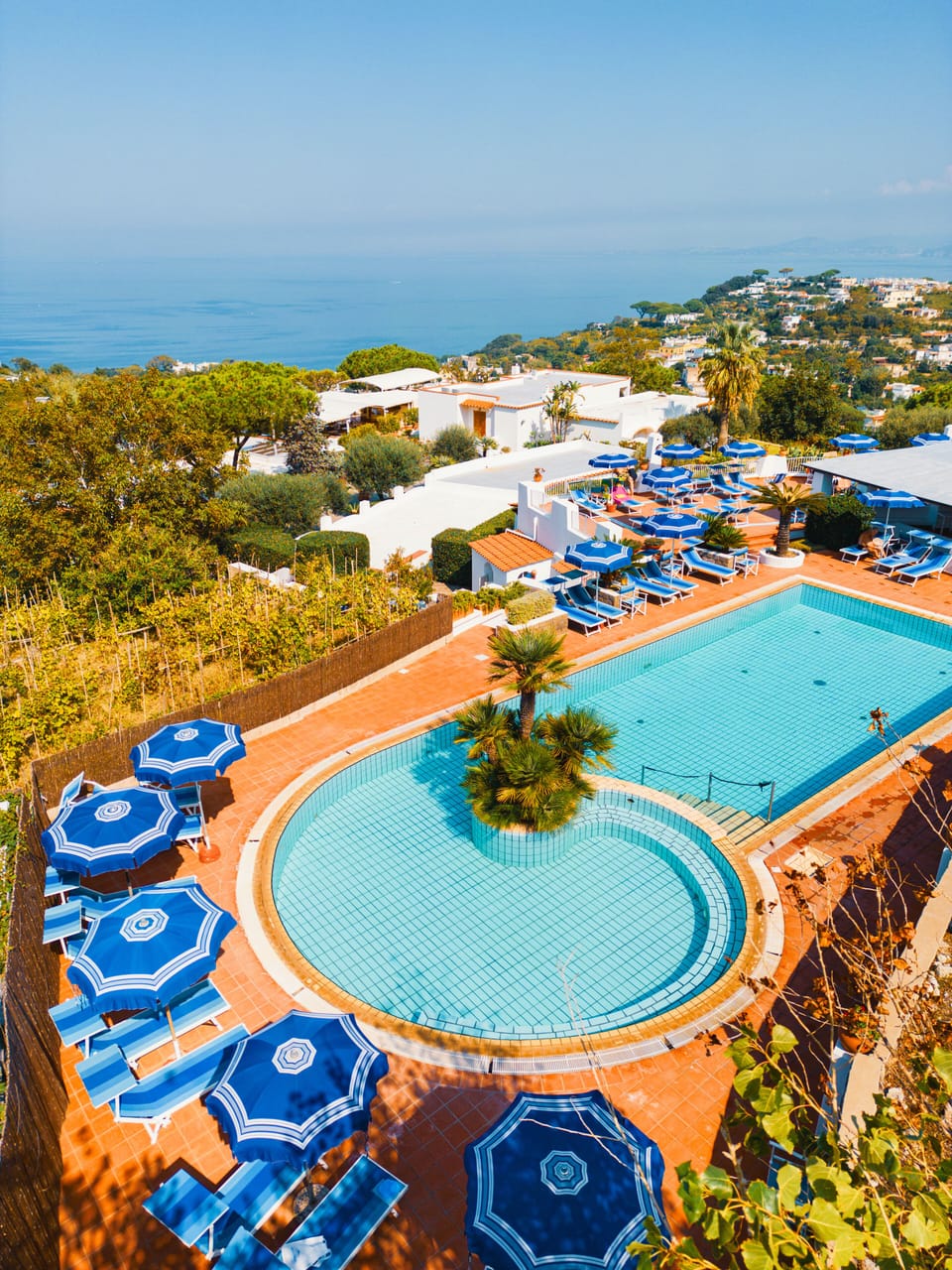 3 indoor pools, 2 outdoor pools, pool umbrellas, sun loungers