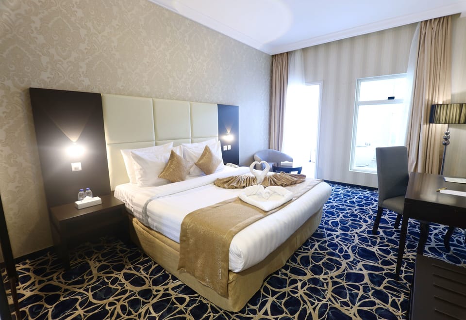 Honeymoon Double Room, 1 Bedroom | Egyptian cotton sheets, hypo-allergenic bedding, Select Comfort beds
