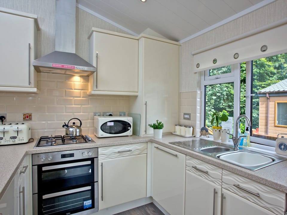 Kitchen | Forest Glade Lodge, Lanlivery