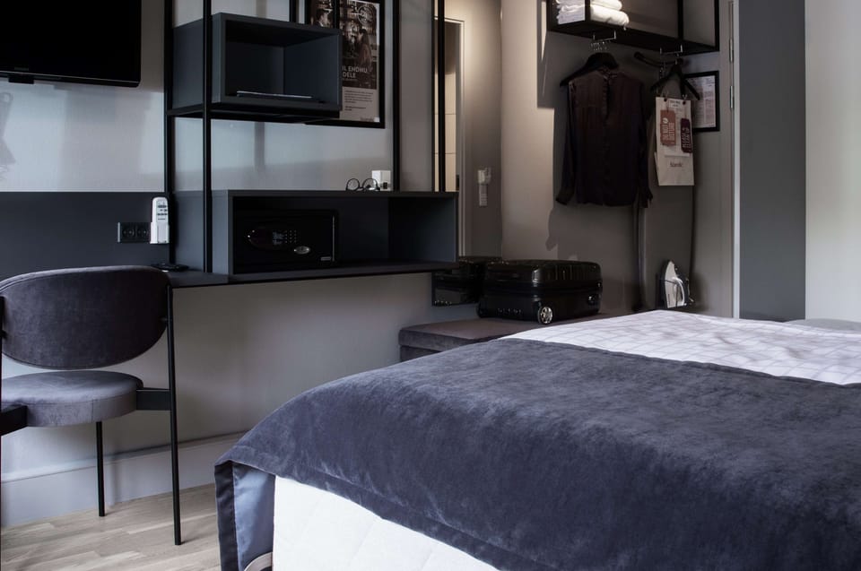 In-room safe, desk, laptop workspace, iron/ironing board