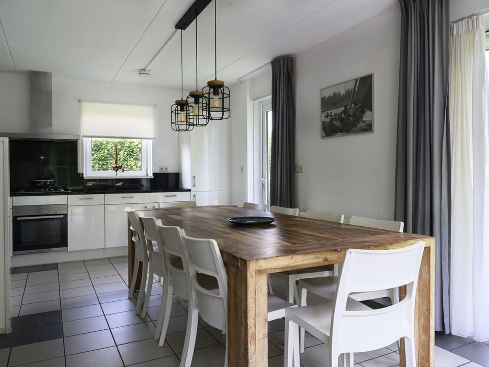 Table, Furniture, Chair, Wood, Curtain, Lighting, Interior Design, Floor, Flooring, Countertop