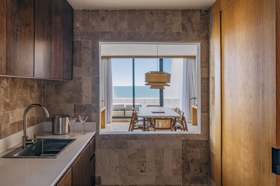 Governor Suite | Dining room