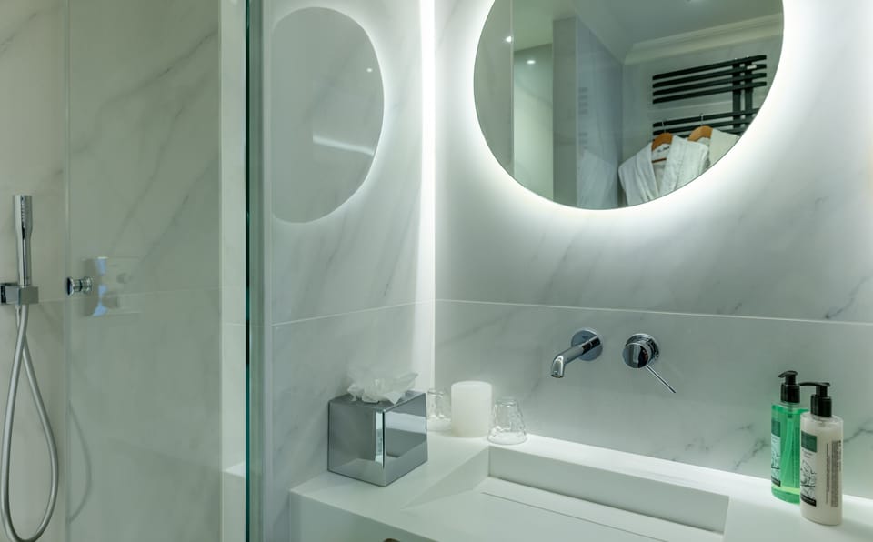 Classic Room | Bathroom | Designer toiletries, hair dryer, bathrobes, slippers