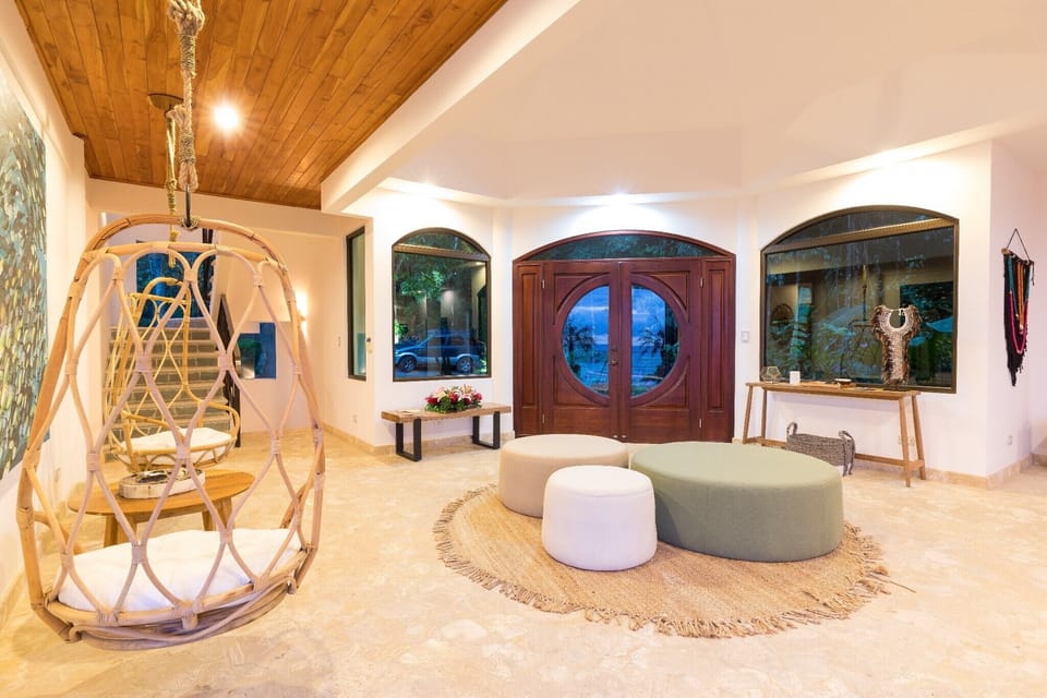 Lobby/Entrance