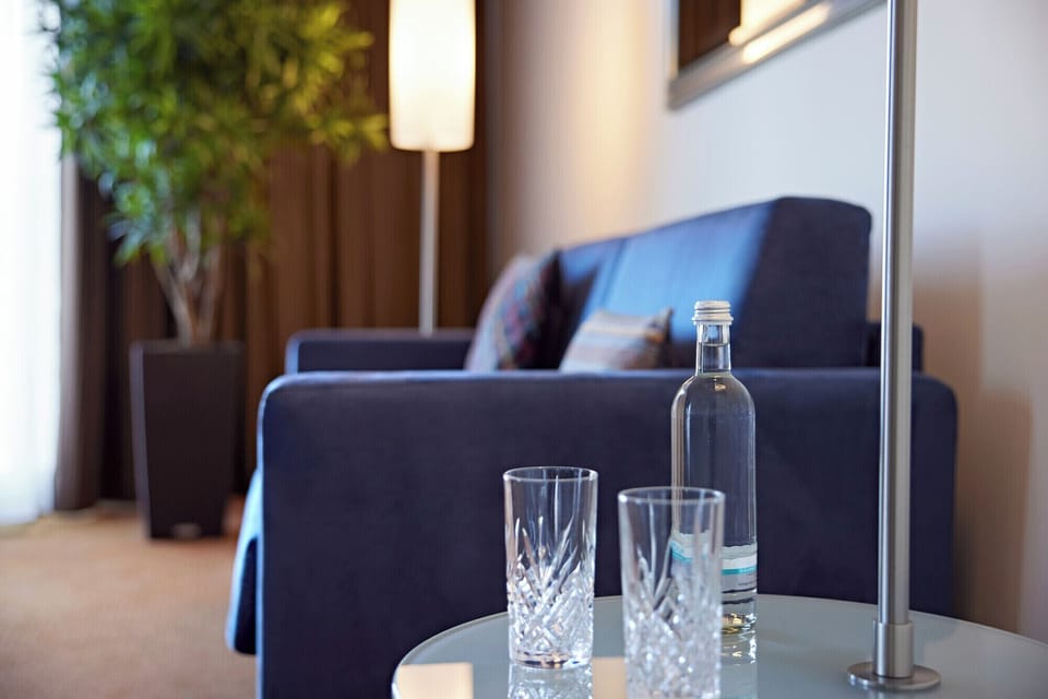 Studio with bedroom, living room, 2 bathrooms, double bed | 1 bedroom, hypo-allergenic bedding, pillowtop beds, minibar