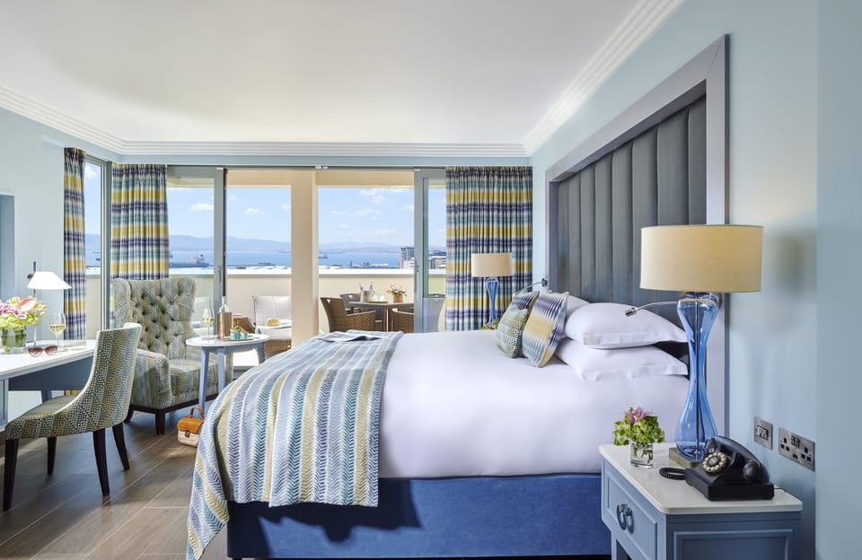 Executive Room, Balcony | Premium bedding, in-room safe, desk, laptop workspace