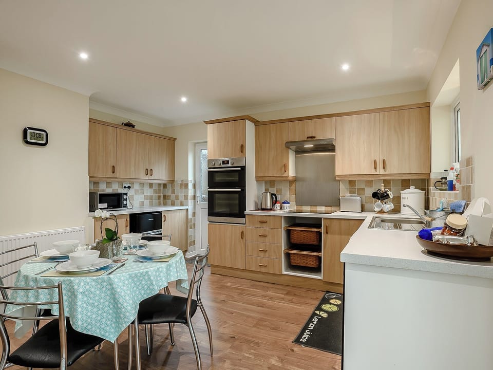 Kitchen/diner | Seaclusion, Happisburgh