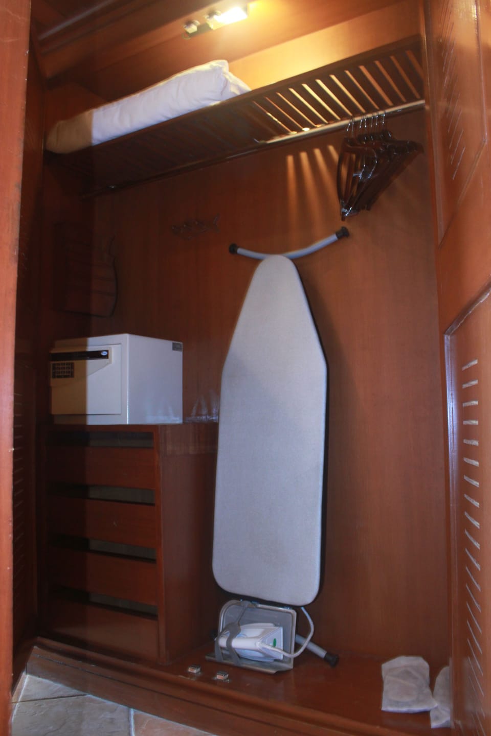 Minibar, in-room safe, desk, blackout drapes