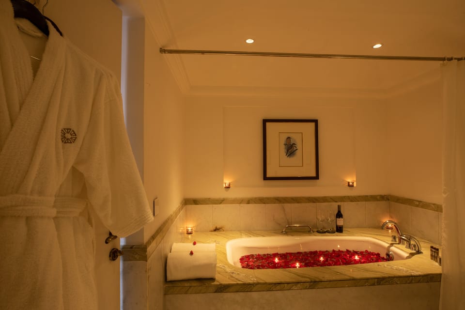 Private spa tub