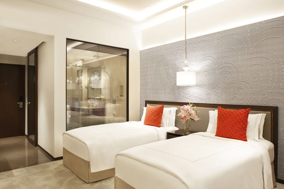 Taj Mahal Lucknow Hotel in Lucknow