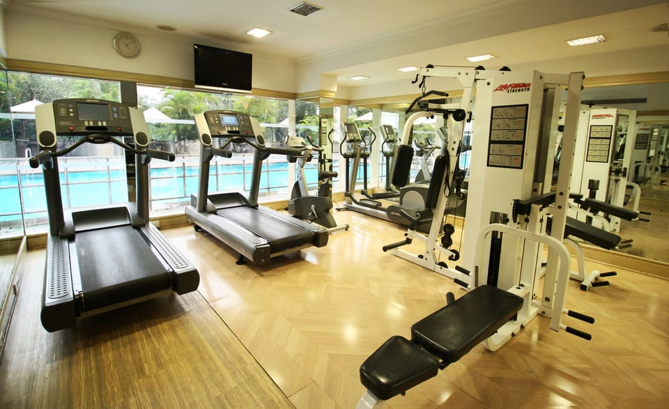 Vivanta Bengaluru Residency Road Hotel in Bengaluru
