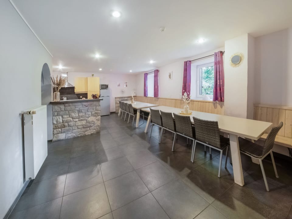 Cottage | Dining