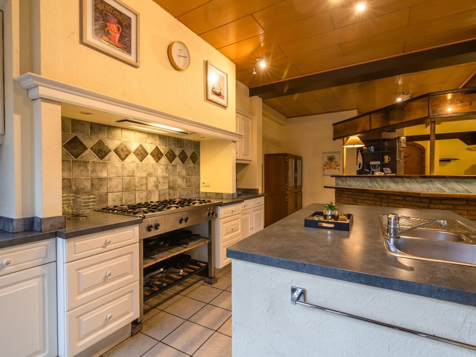 House | Private kitchen