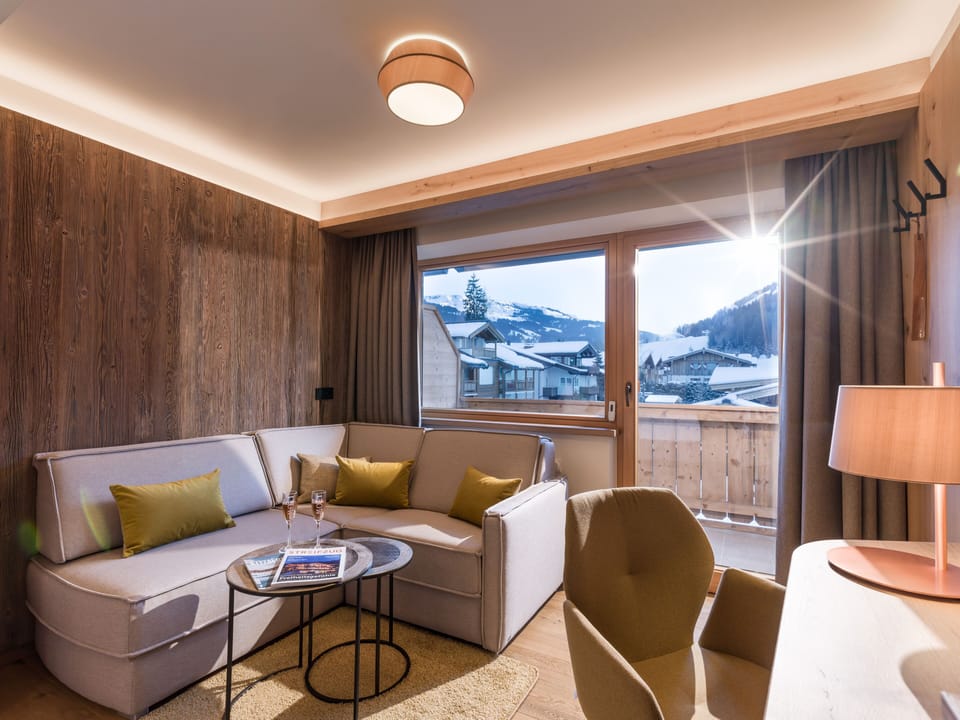 Comfort Double Room, 1 Bedroom, Balcony | Living area | Flat-screen TV