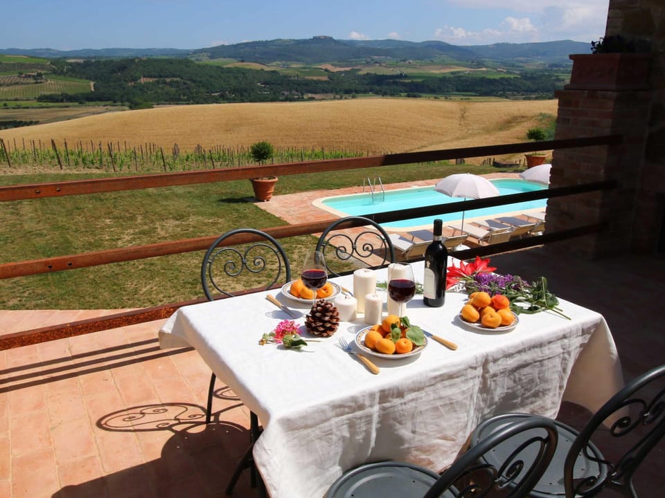 House | Dining