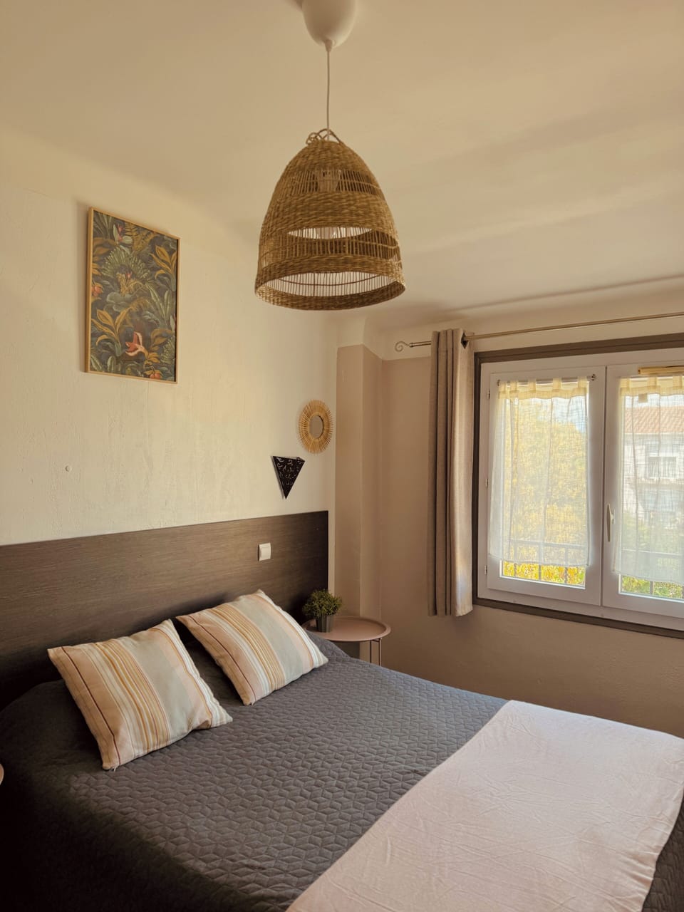 Standard Double Room, 1 Double Bed | In-room safe, soundproofing, free WiFi, bed sheets