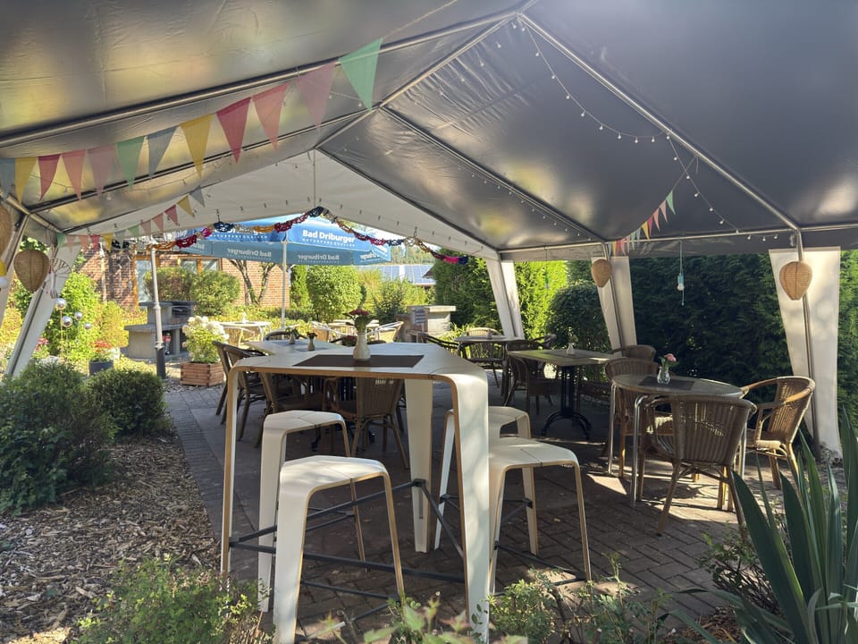 Apartment | Outdoor dining