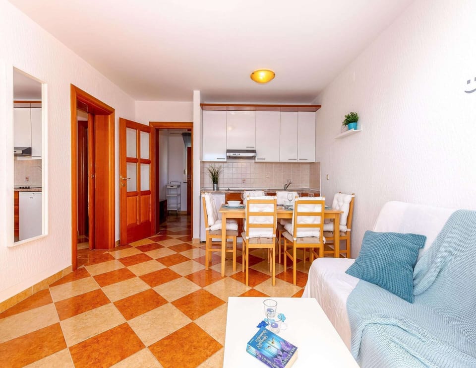 Apartment | Living room