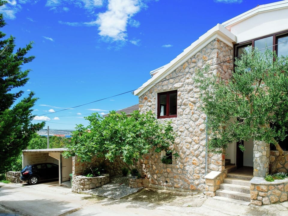 Apartment | Exterior