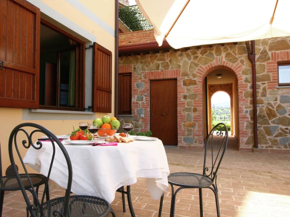 House | Dining