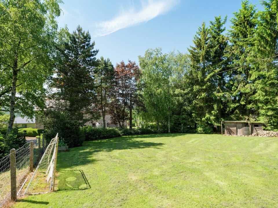Cottage | Garden