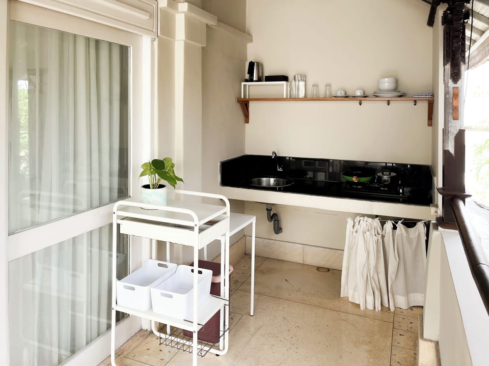Private kitchenette