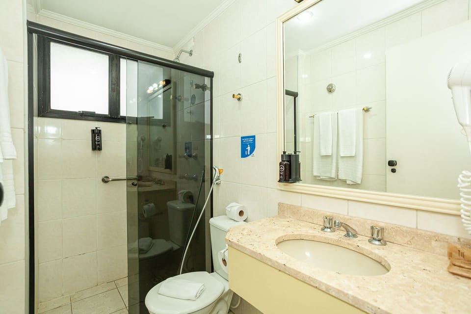 Shower, towels